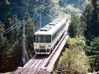 8500